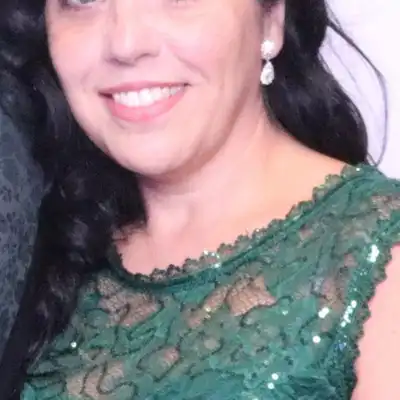 Jennifer Brum — Toronto Wedding Officiant