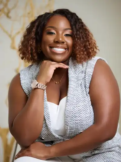 Anita Alabi β Toronto Wedding Officiant