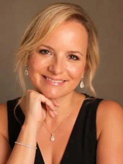 Diane Champagne β Ottawa Wedding Officiant